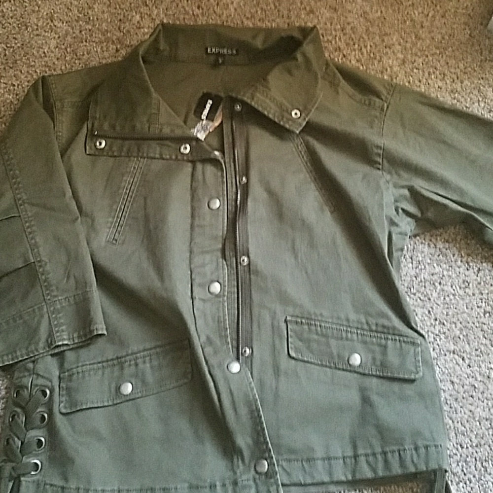 Express Army Green Size M 3/4 sleeve Jacket